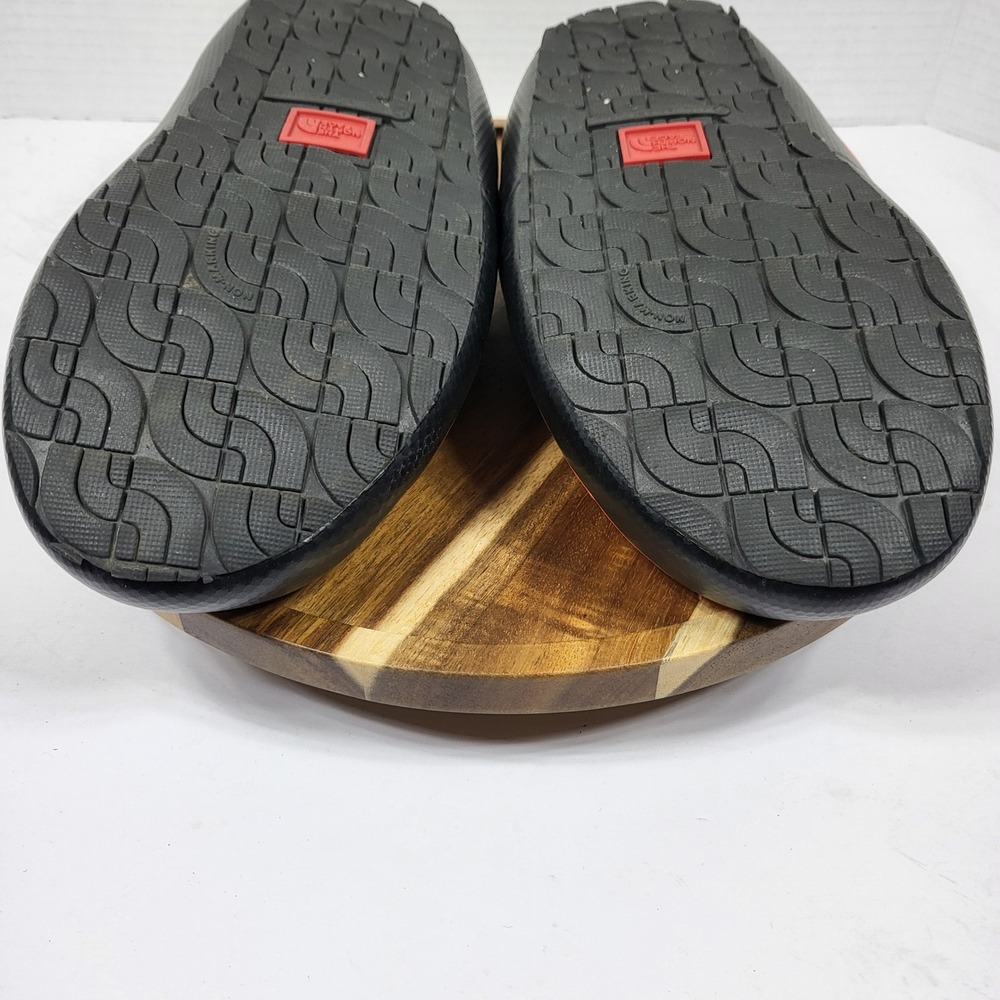 The North Face Women's ThermoBall Traction Mule V Slippers Pink Size 9 - Picture 10 of 11